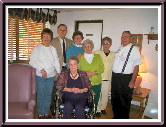 Lela surrounded by her children on her 104th birthday