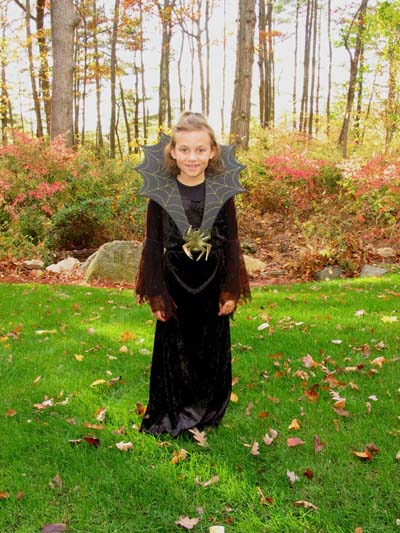 Megan as Spider Countess